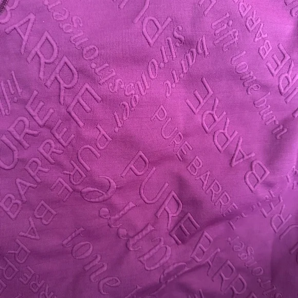 NWT pure barre Emily hsu jacquard maroon logo long sleeve top shirt - Picture 4 of 4